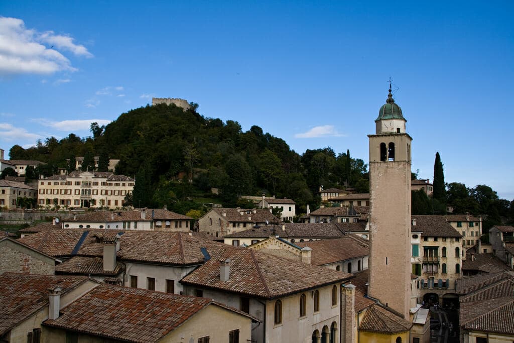 Italy attractions Asolo in Veneto Road to Italy