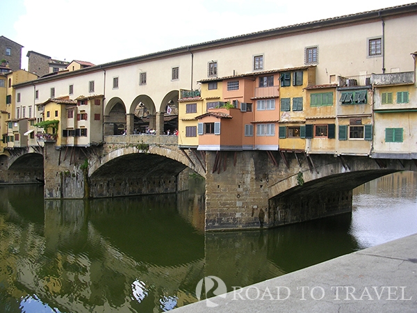 Ponte Vecchio Ponte Vecchio in Florence. It is the oldest bridge in the town and it is definitely one of the top Florence and Italy attractions.
