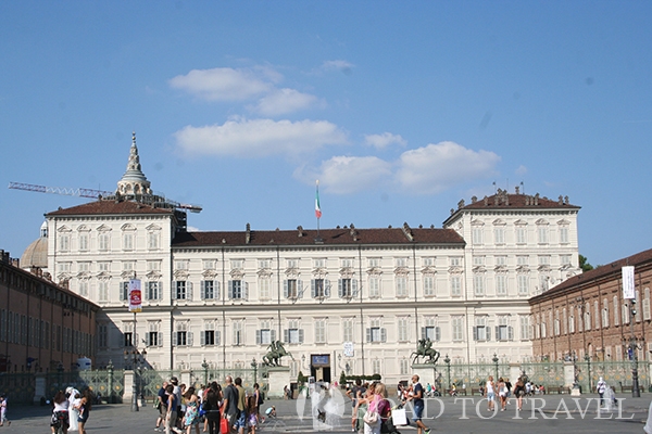 Royal Palace of Turin View of the facade of the Royal Palace of Turin.<br/>  Located in the heart of the city, it is the main residence of the Royal House of Savoy. With the other Savoy <br/>residences: the Venaria Reale and the Palazzina Stupinigi, it is part of the Unesco World Heritage site list.